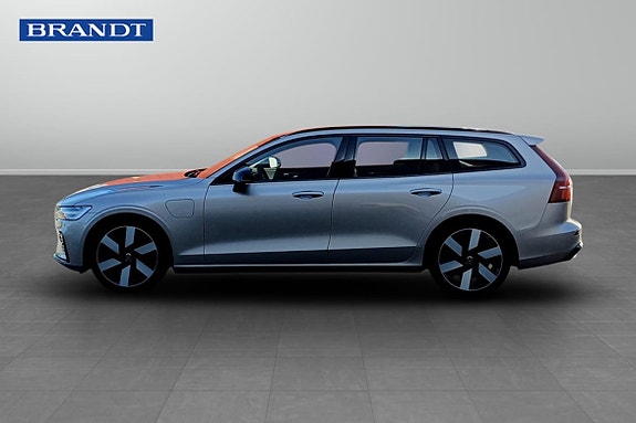 Volvo V60 3 of 5
