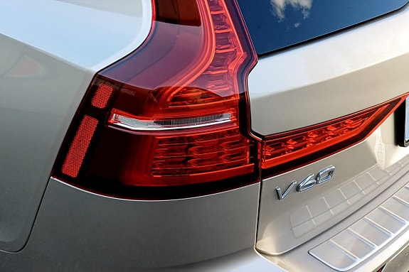 Volvo V60 13 of 13