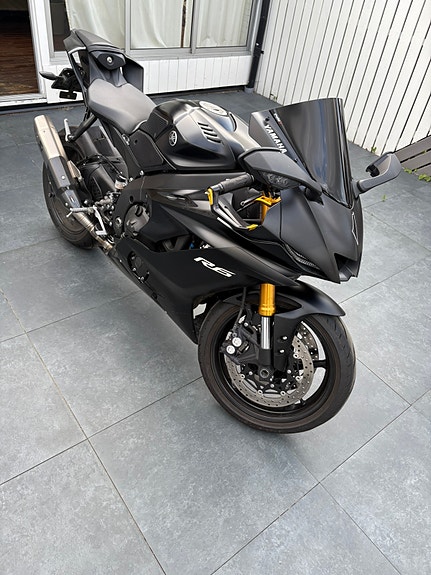Yamaha YZF-R6 5 of 5
