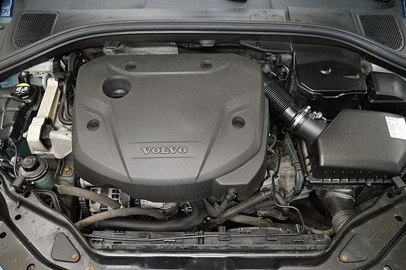 Volvo XC60 9 of 17