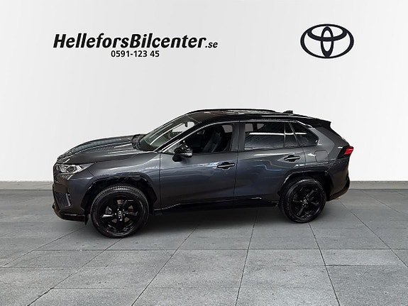 Toyota RAV4 3 of 5