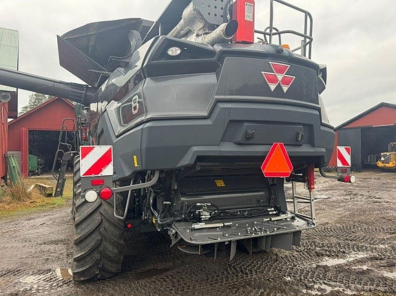 Massey Ferguson Ideal T8 3 of 5