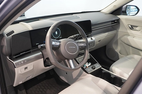 Hyundai Kona 2 of 5