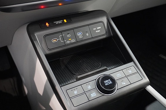 Hyundai Kona 14 of 18