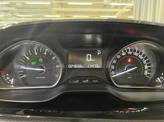 Peugeot 2008 12 of 13