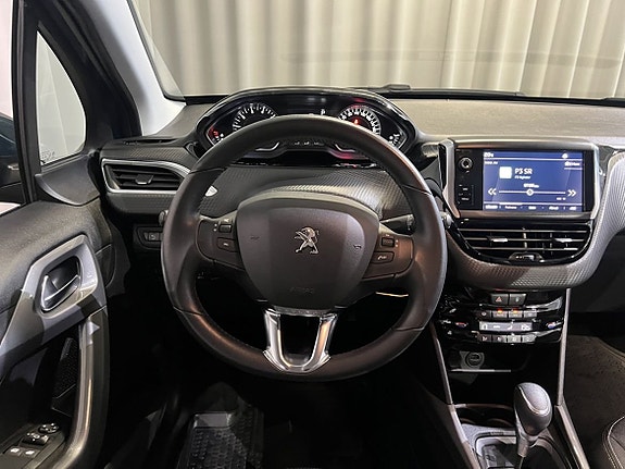 Peugeot 2008 11 of 13