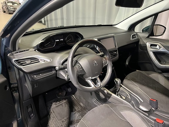 Peugeot 2008 9 of 13