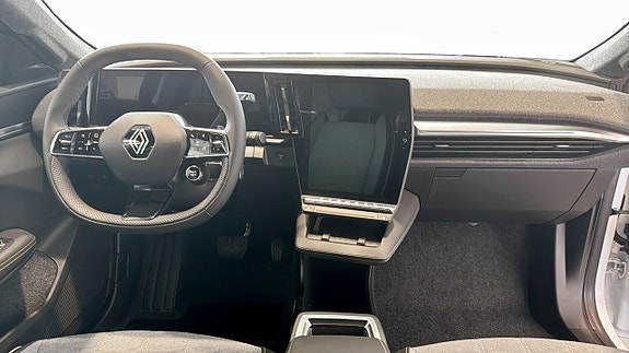 Renault Scenic E-Tech 4 of 5