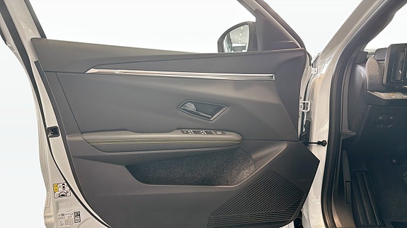 Renault Scenic E-Tech 11 of 12