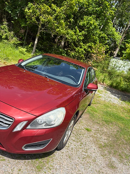 Volvo S60 3 of 12