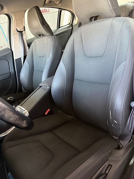 Volvo S60 12 of 12