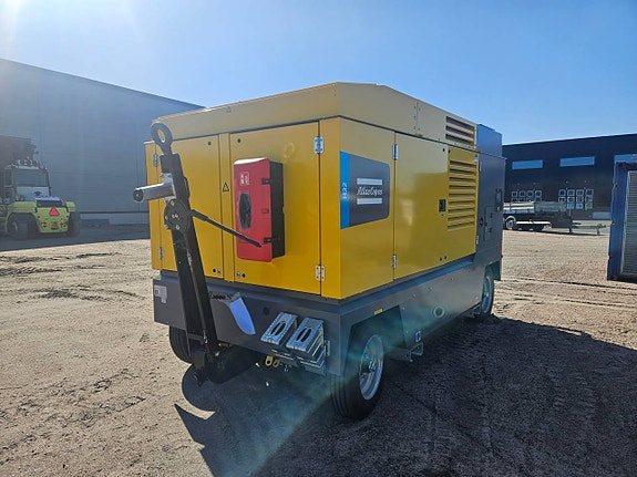 Atlas Copco DrillAir H32 högtryckskompressor med hjulaxlar 2 of 11