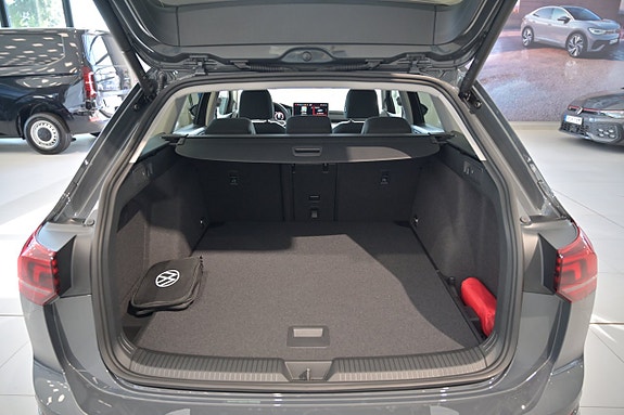 Volkswagen Golf I 24 of 26