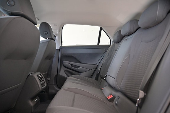 Volkswagen T-Roc 24 of 26