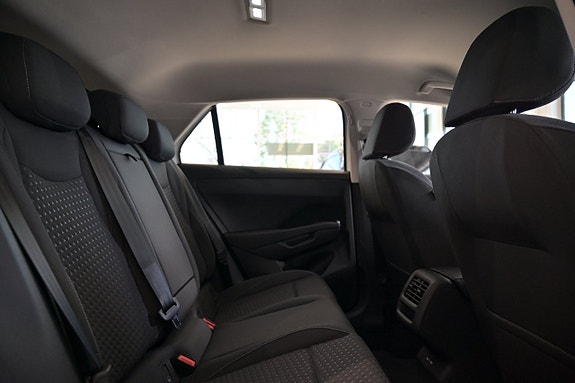 Volkswagen T-Roc 25 of 26