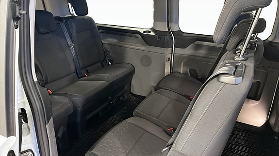 Ford Custom Tourneo 5 of 5