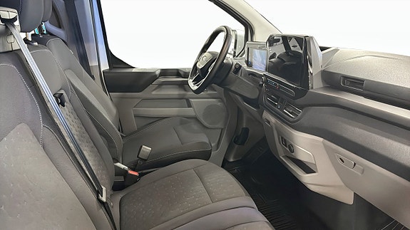Ford Custom Tourneo 3 of 5