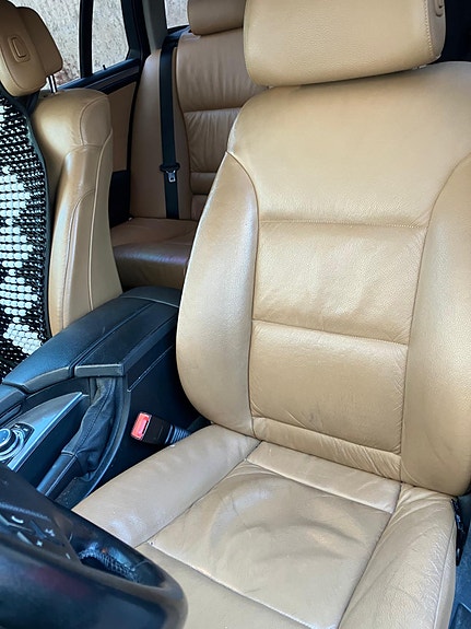 BMW 520d 2 of 4