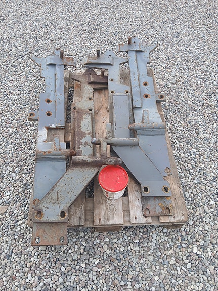 Trima lastare, 1495B,  1300P till BM 650, 800H till MF 135 240,  Fiat fästjärn 19 of 21
