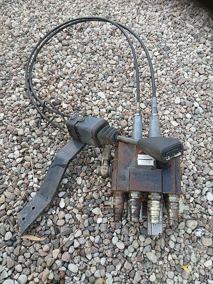Trima lastare, 1495B,  1300P till BM 650, 800H till MF 135 240,  Fiat fästjärn 7 of 21