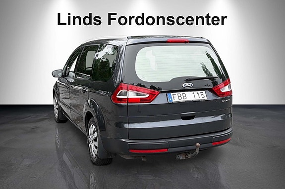 Ford Galaxy 5 of 5