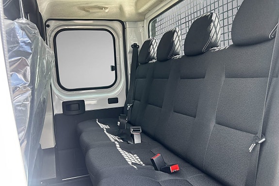 Peugeot Boxer 13 of 16
