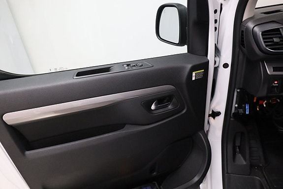 Opel Vivaro 12 of 26