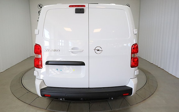Opel Vivaro 10 of 26