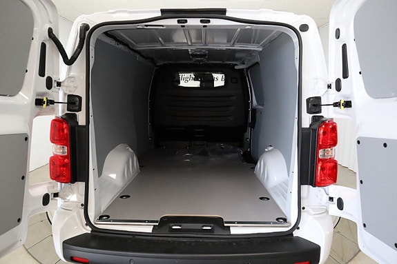 Opel Vivaro 11 of 26