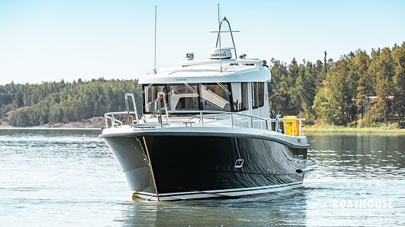 Sargo 31 | Volvo Penta D6-370 11 of 30