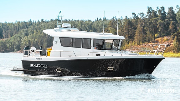 Sargo 31 | Volvo Penta D6-370 28 of 30