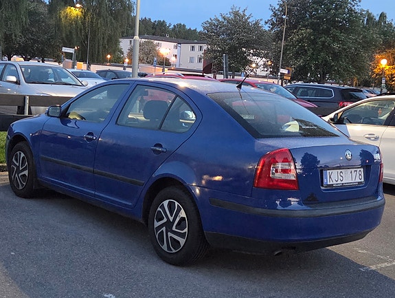 Skoda Octavia 3 of 5