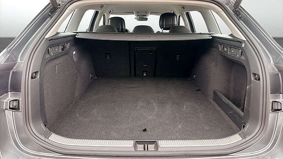 Skoda Superb 12 of 13
