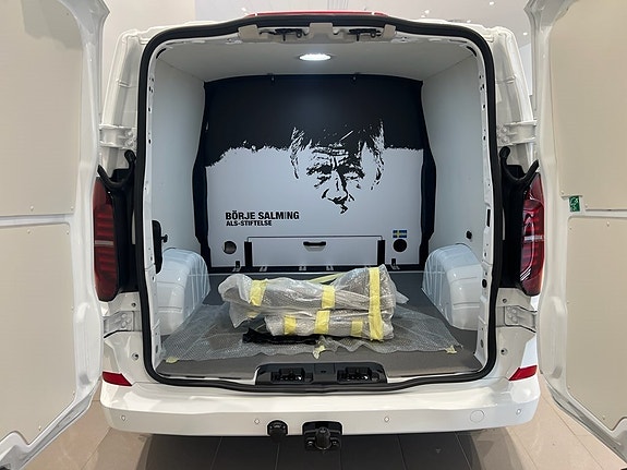 Volkswagen Transporter 6 of 11