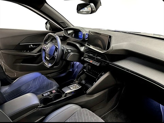 Peugeot 2008 5 of 5