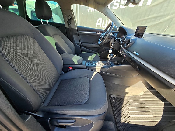 Audi A3 9 of 11