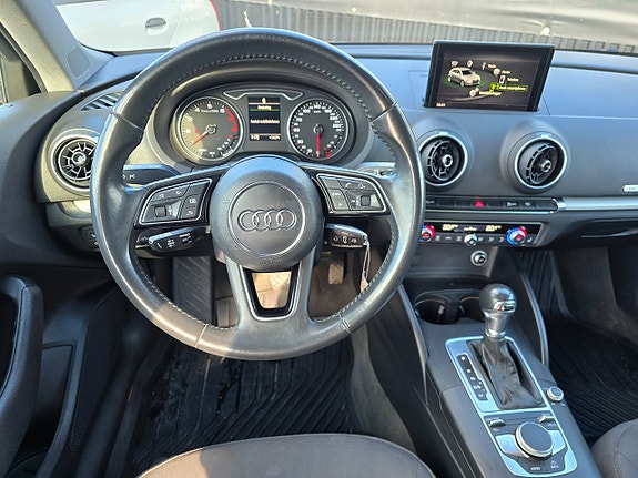 Audi A3 6 of 11