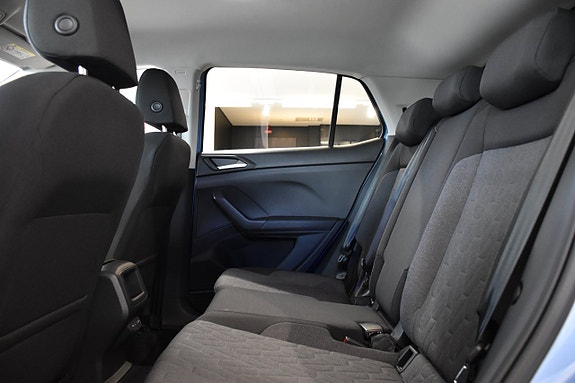 Volkswagen T-Cross 13 of 17