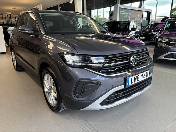 Volkswagen T-Cross 3 of 5