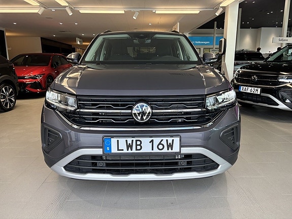 Volkswagen T-Cross 2 of 5