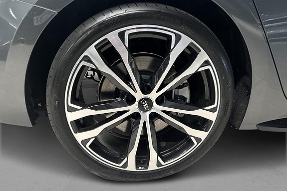 Audi A5 8 of 9