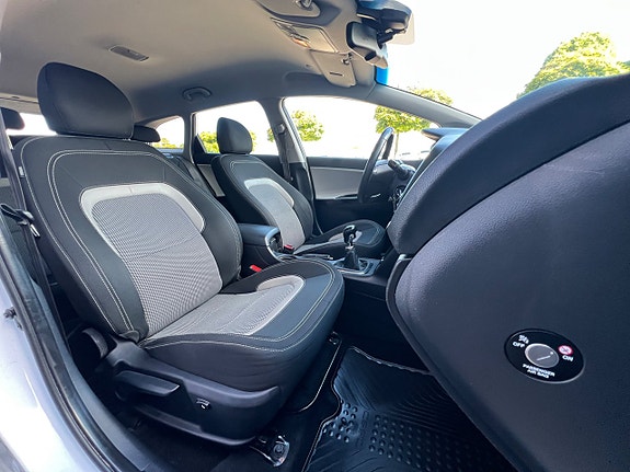 Kia Ceed 13 of 24