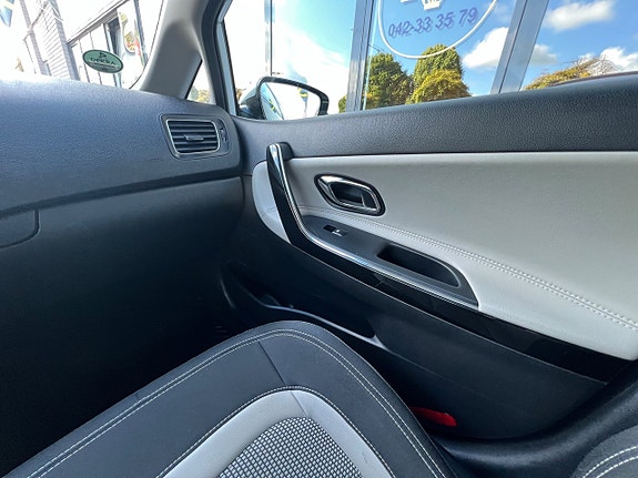 Kia Ceed 24 of 24