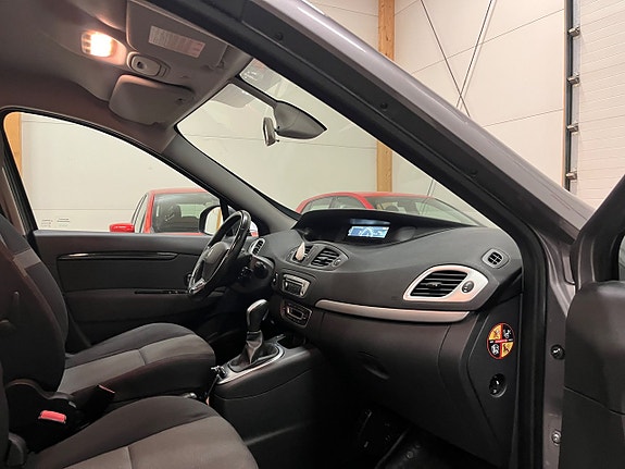 Renault Scenic III 10 of 19