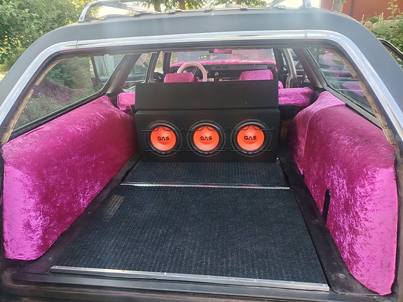 Oldsmobile 3 of 6