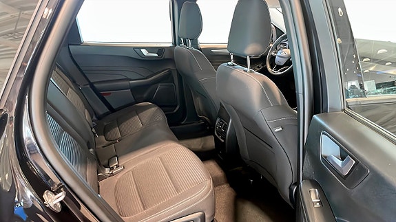 Ford Kuga 5 of 5