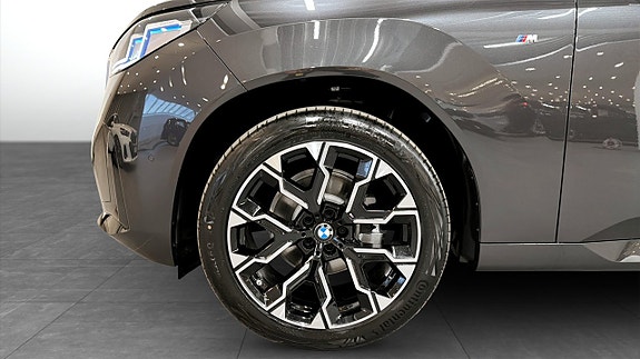 BMW X3 9 of 14