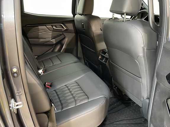 Isuzu D-max 9 of 24