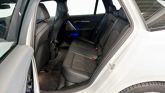 BMW i5 5 of 5