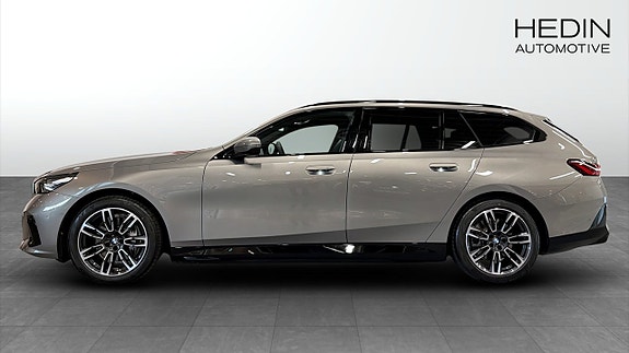 BMW i5 6 of 14